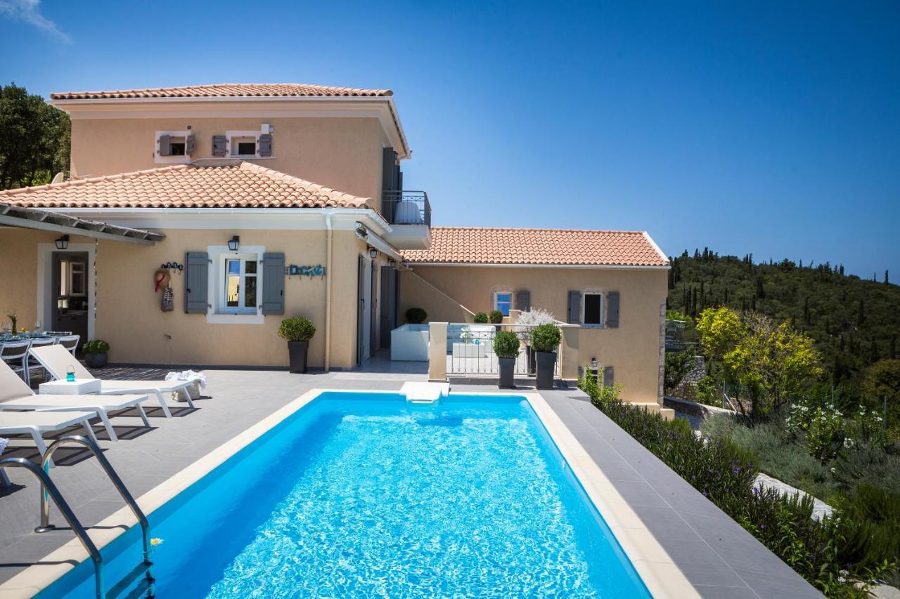 פיסקרדו Villa Andromahi מראה חיצוני תמונה