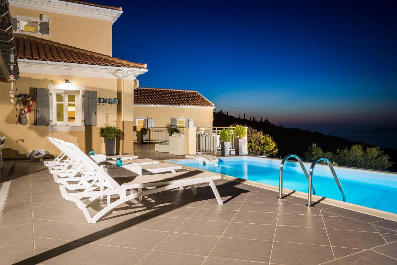 פיסקרדו Villa Andromahi מראה חיצוני תמונה
