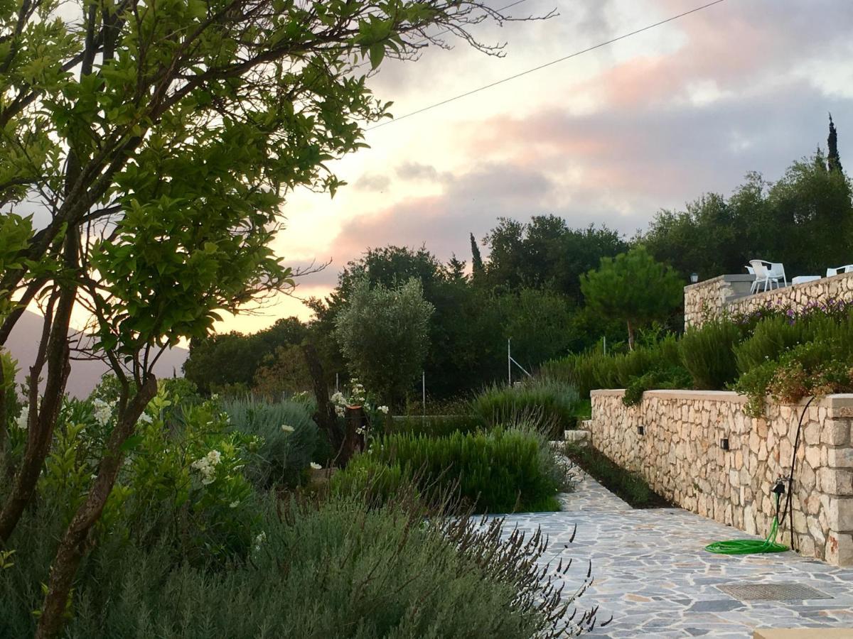 פיסקרדו Villa Andromahi מראה חיצוני תמונה